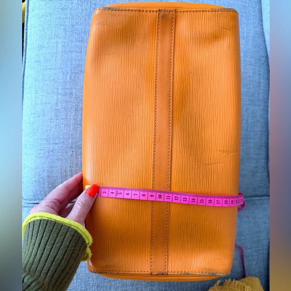 Louis Vuitton Orange Epi Leather Speedy Handbag - Picture 3 of 16